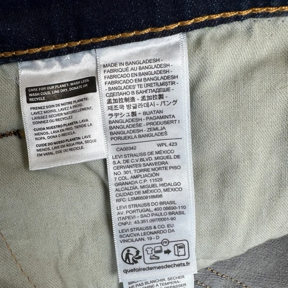 NEW Levis 541 Athletic Taper Jeans Mens 48x32 Dark Wash Stretch Big and Tall